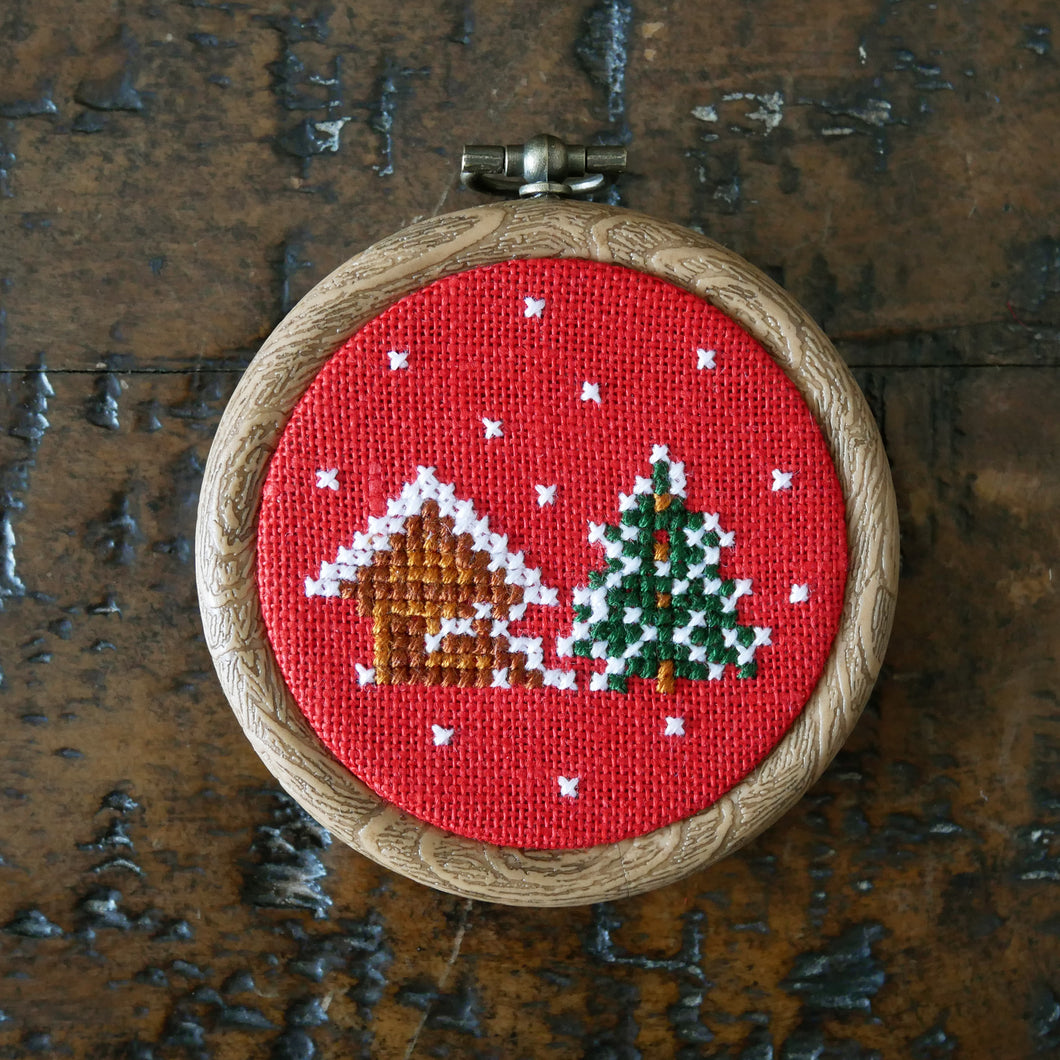 Snow Scene Christmas Decoration – Red 3